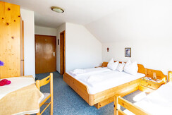 Dreibettzimmer