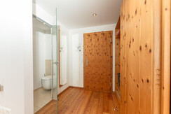 Separate Toilette