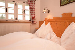 Zimmer Buamakammer