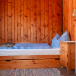 Pomiń zdjęcie single room with running hot/cold water