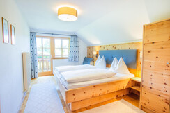 Schlafzimmer 2