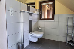 Twin bedroom with bathroom