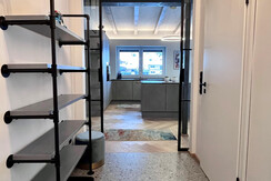 Vorhaus mit Blick in die Küche