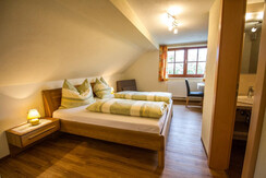 Dreibettzimmer