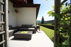 Ums Haus