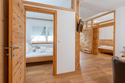 Hotel Bärenwirt_Fewo Romantik Planai_Schlafzimmer