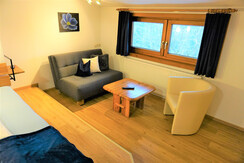 Schlafzimmer 1