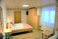 Schlafzimmer 3
