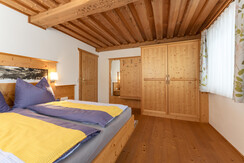 Schlafzimmer 1 mit Doppelbett
