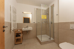 Badezimmer 1