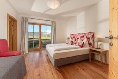 Schlafzimmer 2 mit 3. Bett