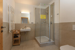 Badezimmer 2