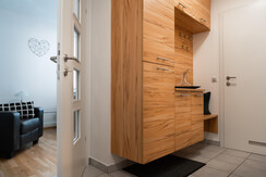 Vorraum mit Garderobe