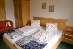 Schlafzimmer2