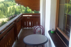großer Balkon
