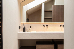22_Villa Liesl_Penthouse_small-18