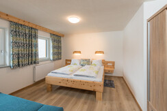 großes Schlafzimmer
