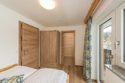 kleineres Schlafzimmer