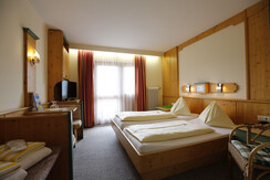 Zweibettzimmer 